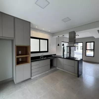 Casa � venda no condom�nio Villa Luciana em Valinhos