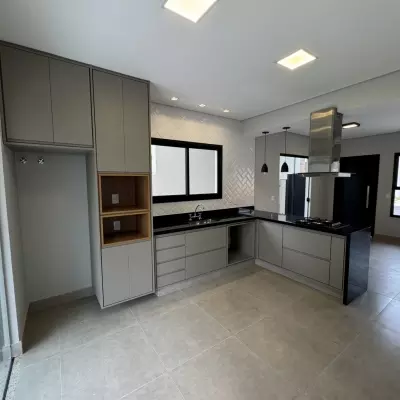 Casa � venda no condom�nio Villa Luciana em Valinhos