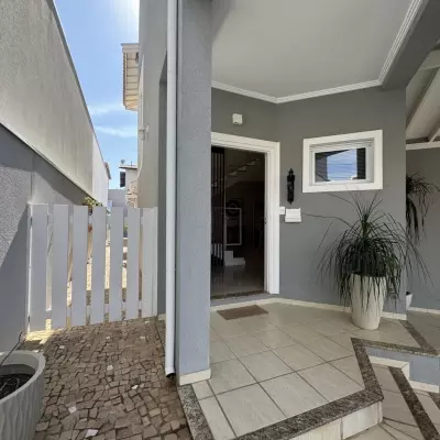 Casa � venda no condom�nio Terras do Oriente em Valinhos SP