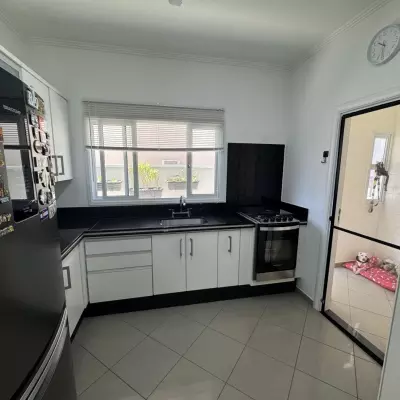 Casa � venda no condom�nio Terras do Oriente em Valinhos SP