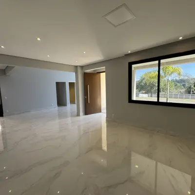 Casa � venda no Condom�nio Residencial Quer�ncia em Valinhos