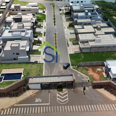 Lote � Venda no Condom�nio Residencial Colline Di Parma