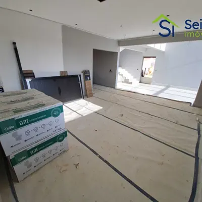 Casa de alto padro no Condomnio Residencial Querncia Valinhos